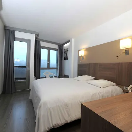 La Chartreuse Logis Restaurant Otel 3*