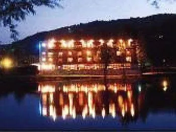 Restaurant La Chartreuse Logis De France Hotel