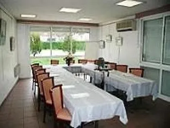 La Chartreuse Logis Restaurant فندق