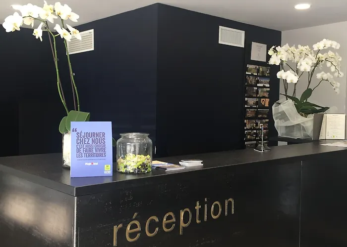 La Chartreuse Logis Restaurant Hotel